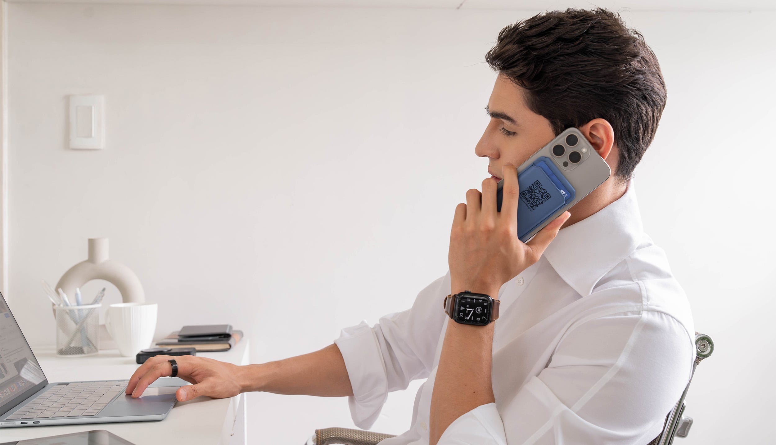 eBiz Wallet / everyday desk experience